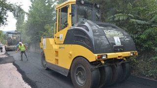 Kartepe’de Yolları Asfaltlanıyor