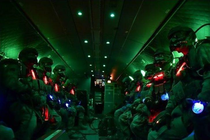 Özel Kuvvetlere Paraşüt Eğitimi G1