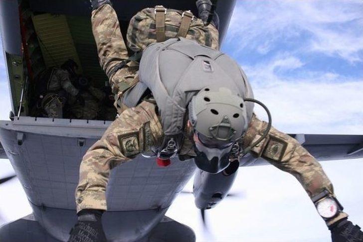 Özel Kuvvetlere Paraşüt Eğitimi G2