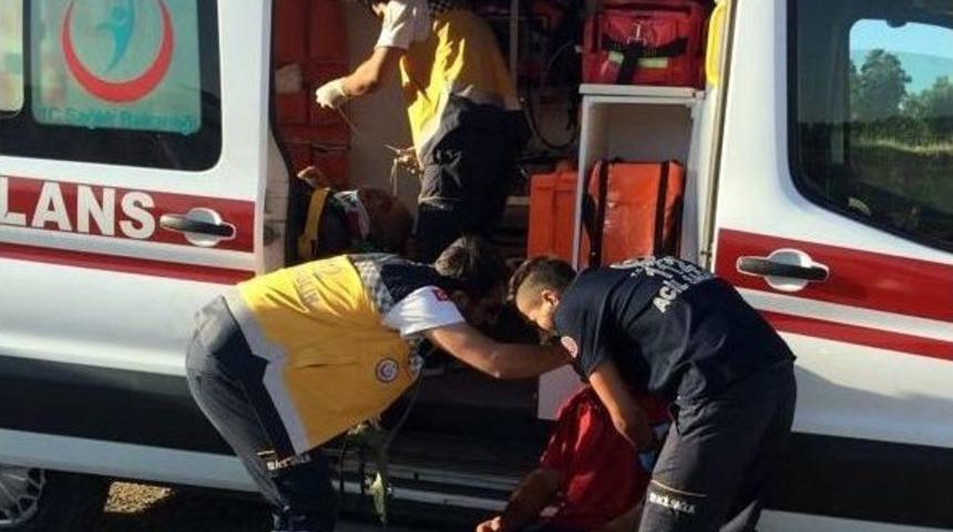 Midyat&rsquo;ta Trafik Kazası: 3&rsquo;&uuml; &Ccedil;ocuk 7 Yaralı