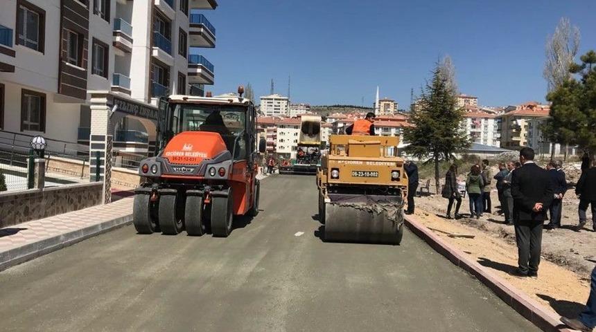 Ankara&rsquo;da Bir İlk, Beton Yol