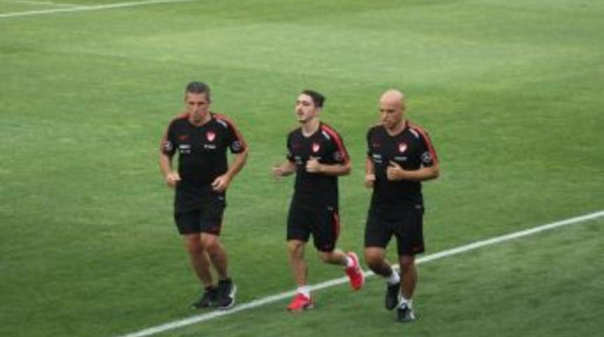 Abdülkadir Ömür, Milli Takım Aday Kadrosundan Çıkarıldı