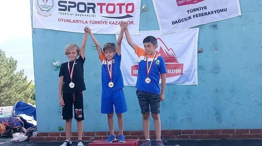 Minik Dağcılardan B&uuml;y&uuml;k Başarı