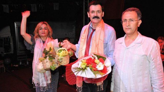 Buldan Yenicekent’te Coşku Dolu Gece