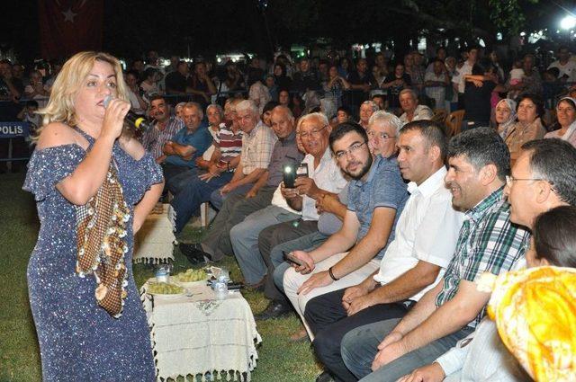 Buldan Yenicekent’te Coşku Dolu Gece