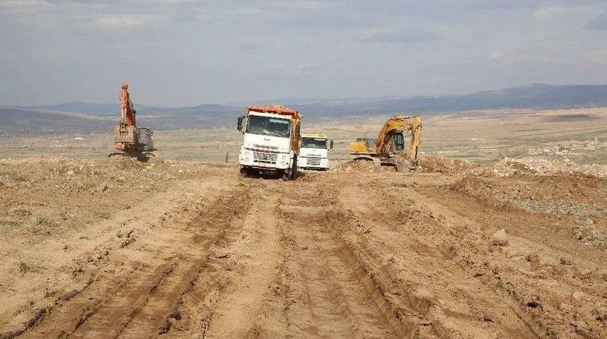 Başkan &Ccedil;elik, Beydeğirmeni Toplu Besi B&ouml;lgesi&rsquo;nde İncelemelerde Bulundu