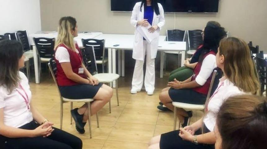 Hastane Personeline Psikodrama &Ccedil;alışması