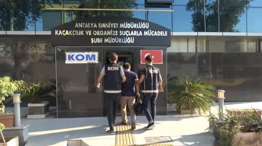 Antalya Merkezli 4 İlde Fet&ouml;/pdy Operasyonu: 12 G&ouml;zaltı