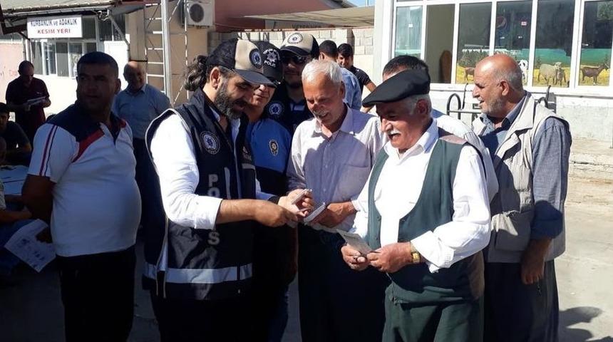 Kurbanlık Satıcıları Sahte Para Konusunda Uyarıldı