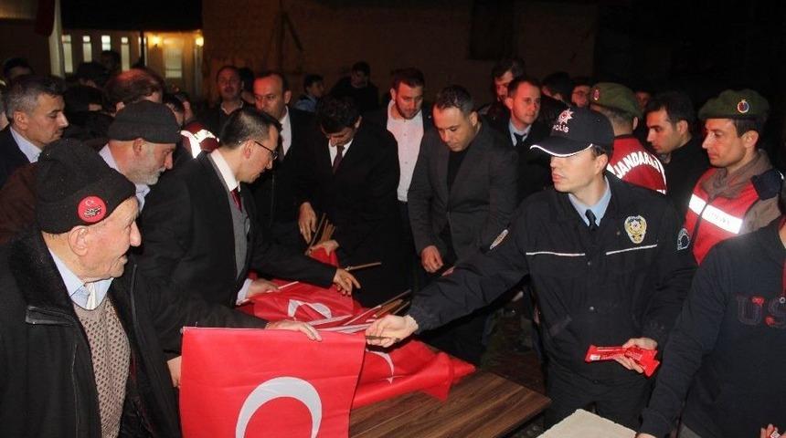 Kuruçay’da Mehmetçiklere Dua