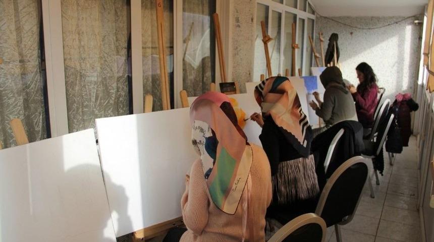 Hizan&rsquo;da Yedi Ayda 210 Kurs