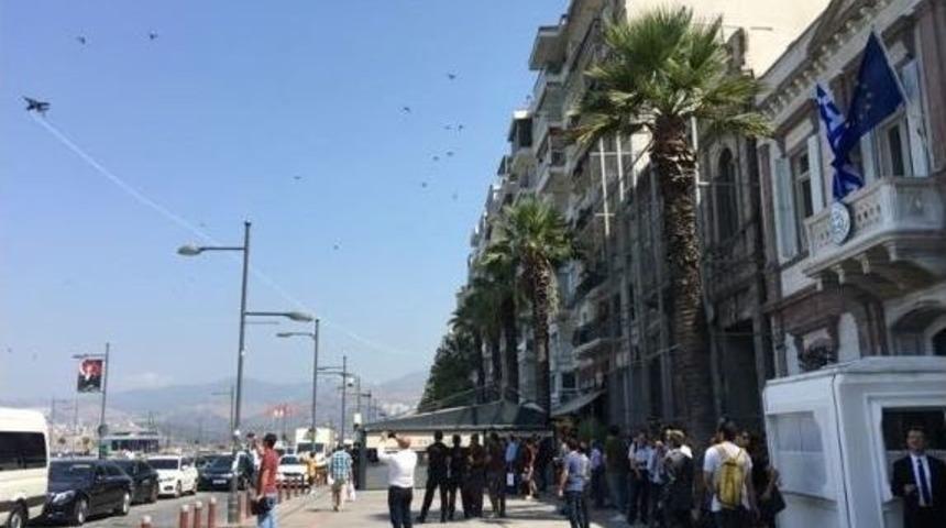 Yunan Bakan F-16&rsquo;ları İşaret Edince Bakan &Ccedil;avuşoğlu: "endişelenmeyin"