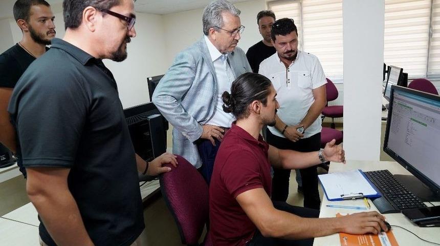 Eü’ye 3 Milyon Dolarlık Sanal Fabrika