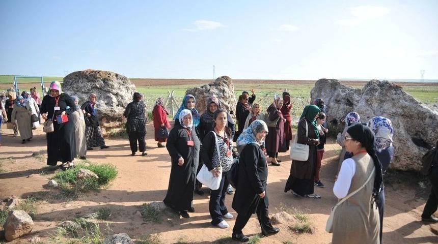 K&uuml;lt&uuml;r Gezileri Altındağlıların D&uuml;nyasını Aydınlatıyor