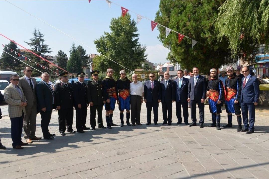 Boz&uuml;y&uuml;k&rsquo;te Kurtuluşun 96. Yılı T&ouml;renlerle Kutlanıyor