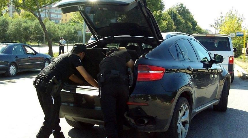 Polis Ekipleri Kuş U&ccedil;urtmuyor
