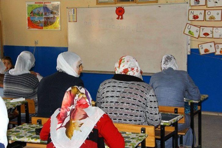 Hizan’da Okuma-yazma Seferberliğine Yoğun İlgi G2