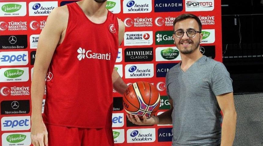 (özel Haber) Sertaç Şanlı: "öncelikli Hedefimiz Karadağ Ve Slovenya’dan Galibiyet Almak"