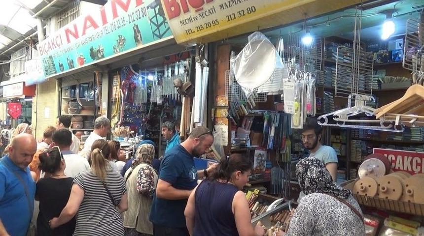 Bı&ccedil;aklar Kurbanlar İ&ccedil;in Bilendi