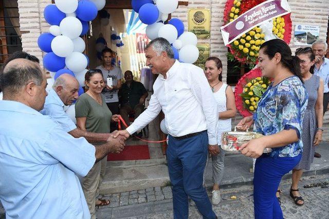 Adana’da Geleneksel El Sanatları Merkezi Açıldı