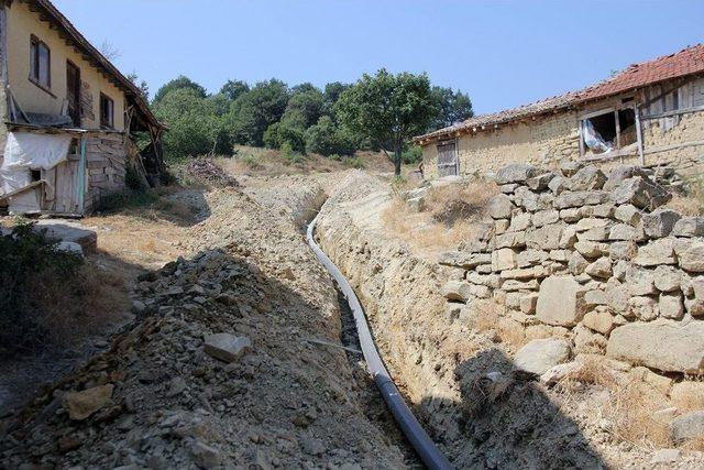 30 Yıllık İçmesuyu Şebekesi Yenilendi