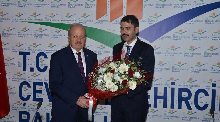 Aso Y&ouml;netimi, Bakan Kurum&rsquo;u Ziyaret Etti