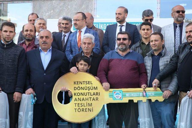 Kentsel Dönüşüm Projesi İle Mahalleler Dönüşüyor, Melikgazi Değişiyor