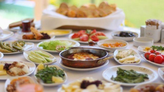 Kahvaltı Yapmadan Duramayanlara Hayaller Ve Gerçekler...