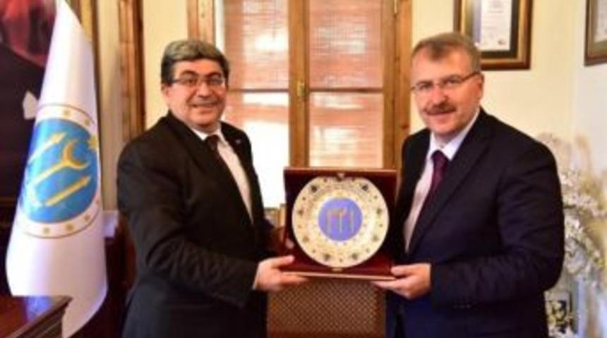 Başkan Can, M&uuml;şavir Eldemir&rsquo;e Yeni G&ouml;revinde Başarılar Diledi