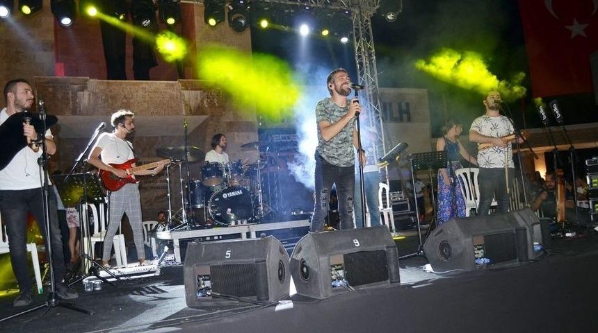 Didim Belediyespor Yararına “resul Dindar” Konseri Düzenlendi.