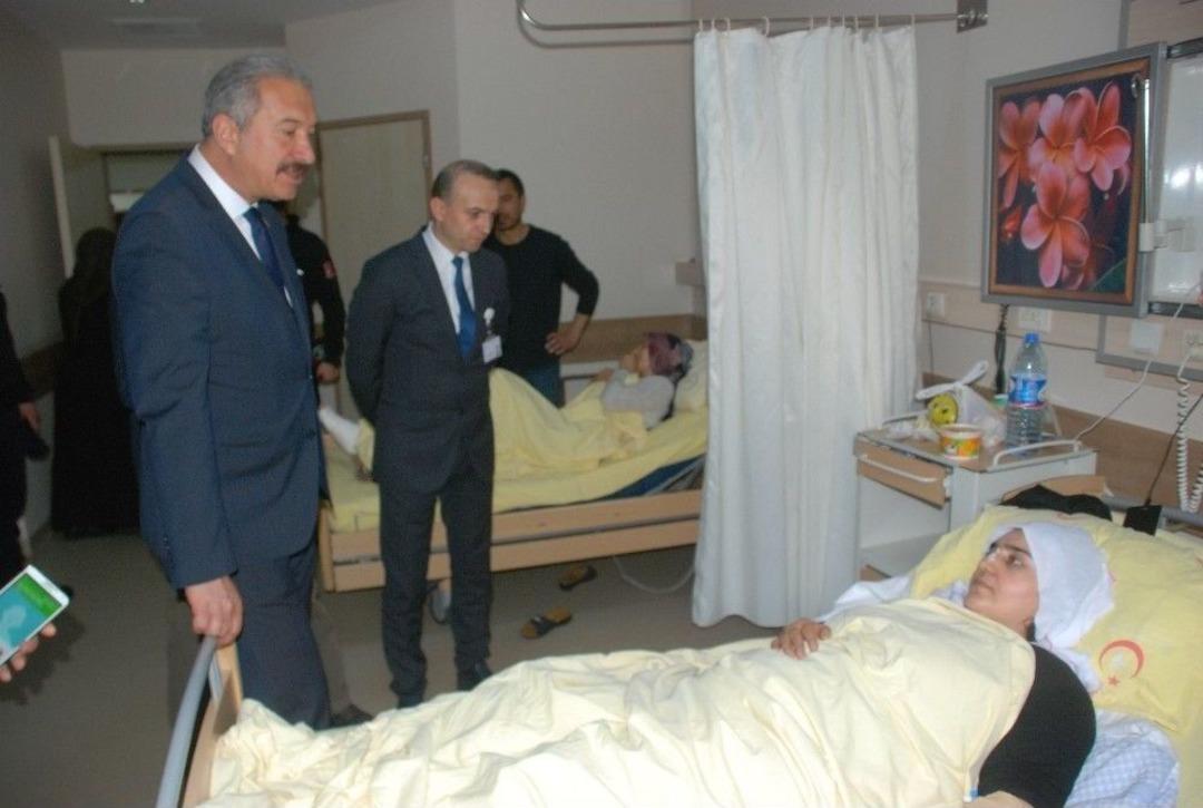 Yanan Otob&uuml;sten Canlarını Zor Kurtaran 2 Kız Kardeş Yaşadıkları Korku Dolu Anları Anlattı