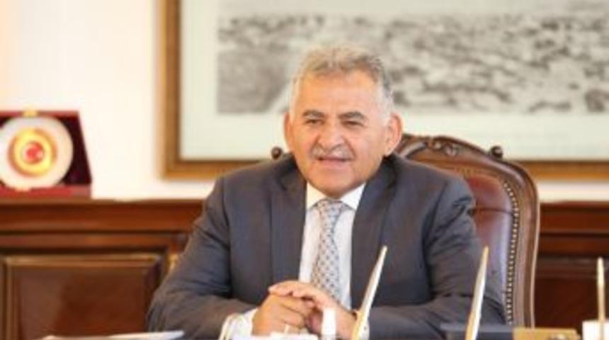 Sadaka İle Dilenciliği Karıştırmayın