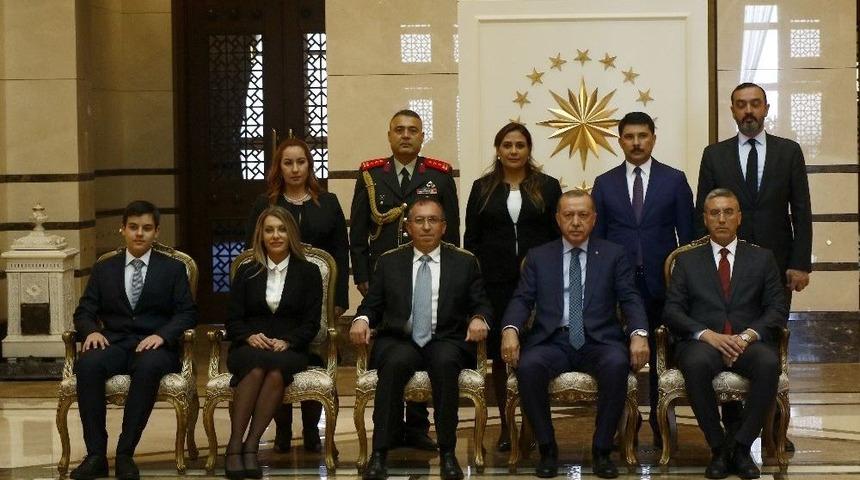 Cumhurbaşkanı Erdoğan, Kktc B&uuml;y&uuml;kel&ccedil;isini Kabul Etti
