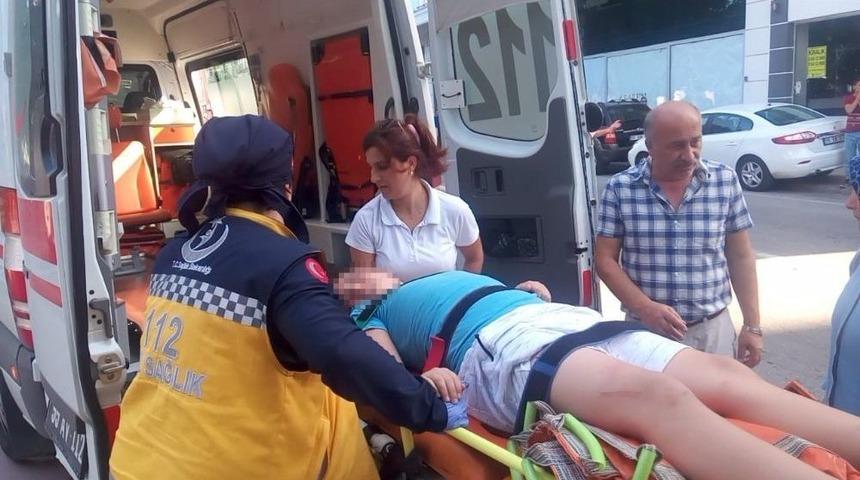 Parkta Kaydıraktan D&uuml;şen 10 Yaşındaki &Ccedil;ocuk Yaralandı