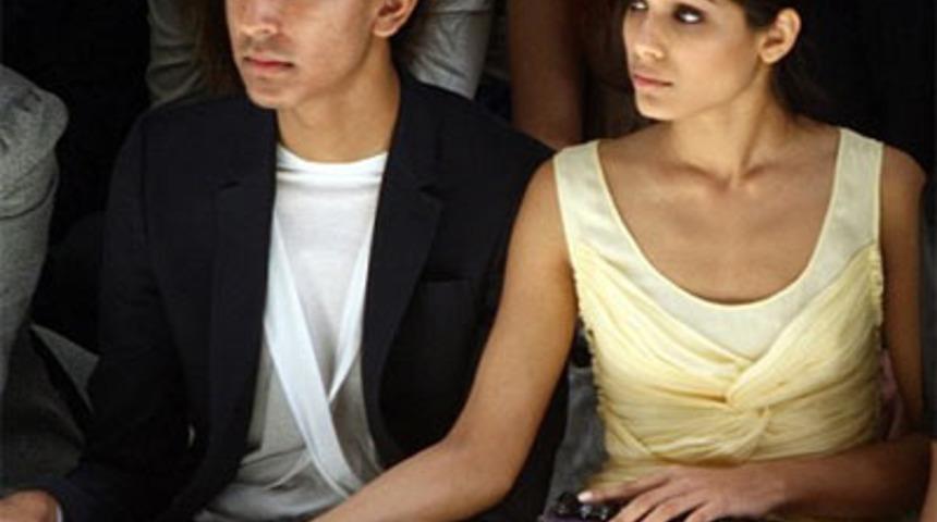 Slumdog Millionaire Aşıkları El Ele