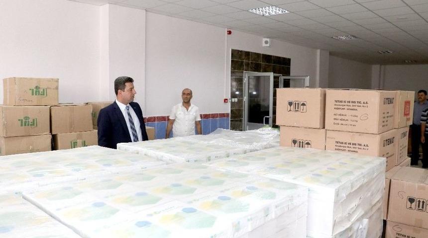 Okullara Kırtasiye Ve Temizlik Malzemesi Desteği