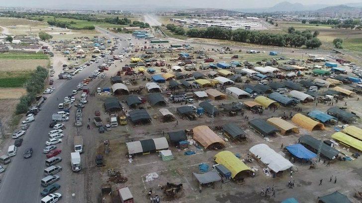 Kurban Pazarındaki Hareketlilik Havadan Görüntülendi G5
