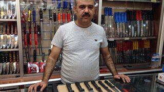 Vatandaşlar, Bıçakçılara Akın Ediyor