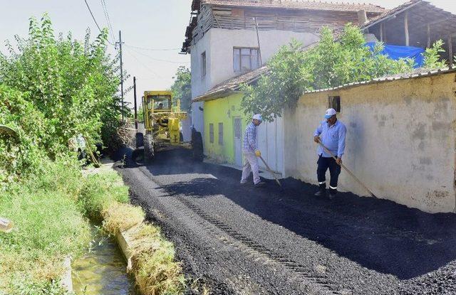 Toygar Mahallesi’nde Sıcak Asfalt Serimi Yapıldı