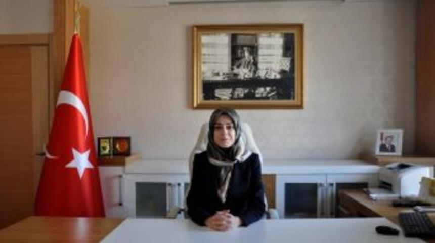 Ak&ccedil;adağ&rsquo;a Kadın Kaymakam Atandı