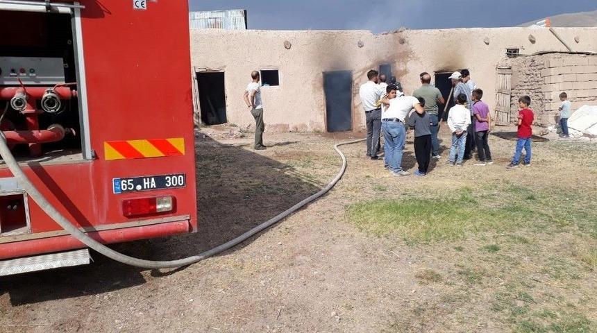 Saray İlçesinde Kömürlük Yangını