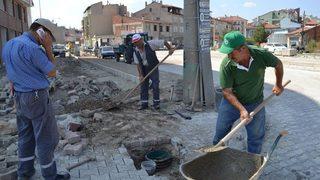 Şuhut’ta Yağmur Suyu Hattı Çalışmaları Devam Ediyor