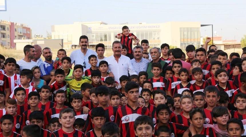 Amat&ouml;r Kul&uuml;plerin Yaz Spor Okulları Başladı