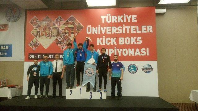 Kick Boks’ta Erü’lü Sporcuların Başarısı