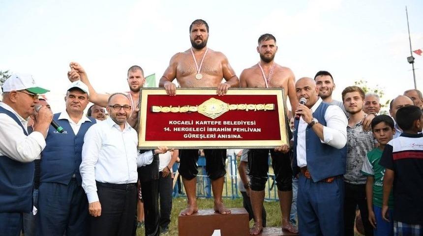 Kartepe&rsquo;de Başpehlivan Recep Kara Oldu