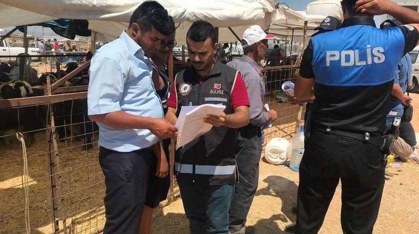 Karaman&rsquo;da Kurban Pazarında Broş&uuml;rl&uuml; Sahte Para Uyarısı