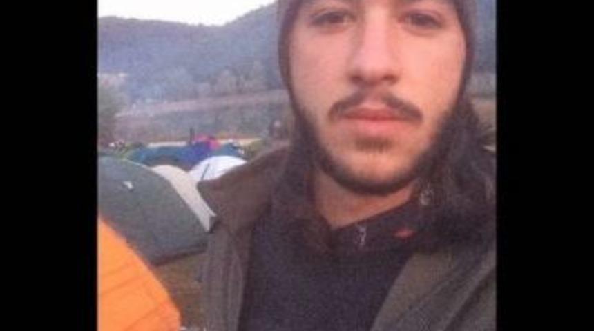 Babası "annesini Dövmesin" Diye Araya Girdi Boğazından Bıçaklandı