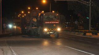 Suriye Sınırına Tank İle Fırtına Obüs Sevkiyatı Yapıldı