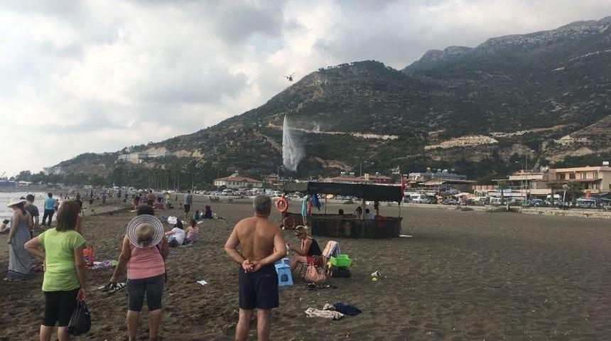 Yangın Deniz Keyfini Bozmadı