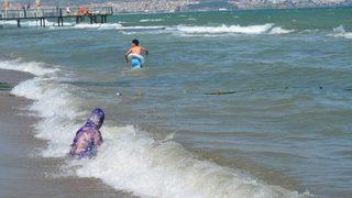 Tatilcilere Dalga Çilesi